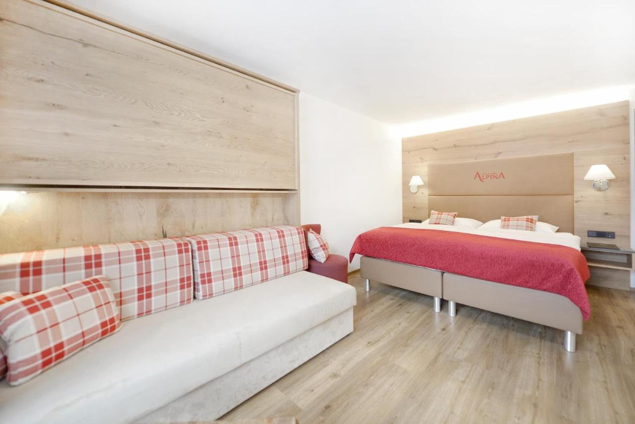 Hotel Alpina Superior เพทท์นอย อัม อาร์ลแบร์ก ภายนอก รูปภาพ
