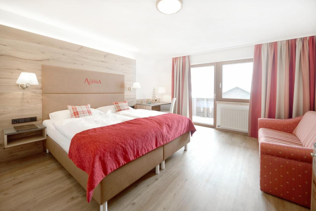 Hotel Alpina Superior เพทท์นอย อัม อาร์ลแบร์ก ภายนอก รูปภาพ